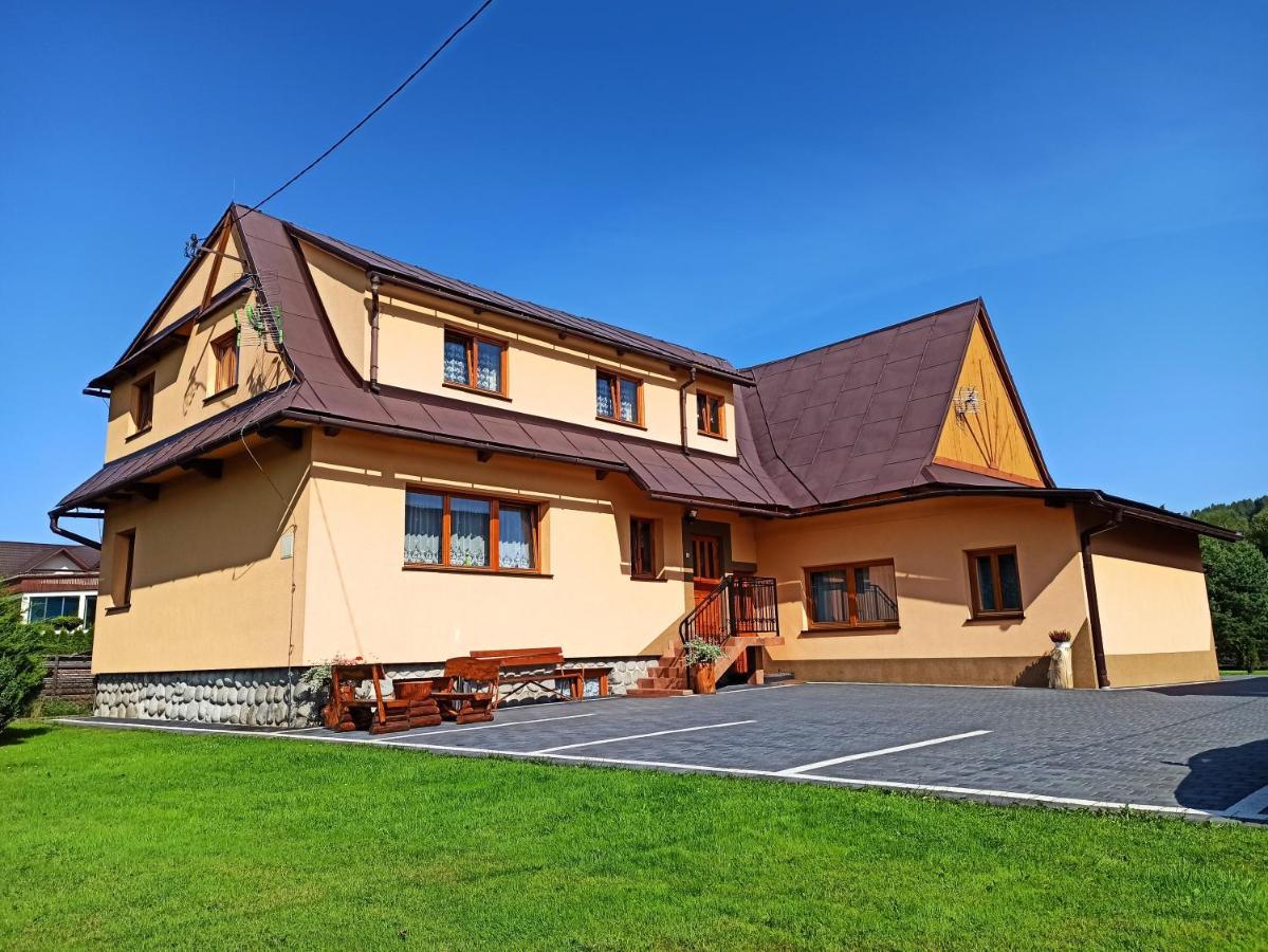 Brzoskwiniowy Dom Apartment Banska Nizna ภายนอก รูปภาพ