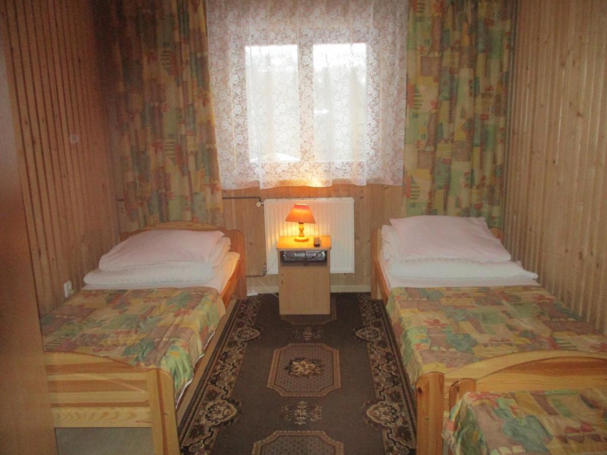 Brzoskwiniowy Dom Apartment Banska Nizna ภายนอก รูปภาพ